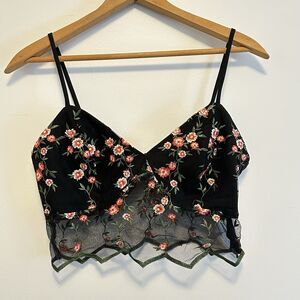 J.O.A. Just One Answer Black Red Floral Embroidered Crop Top Cami Bralette Sz S